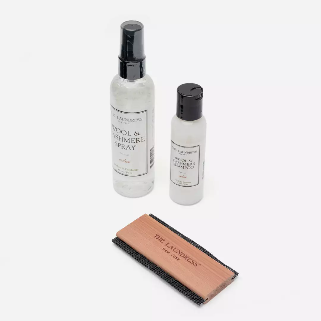 The Laundress X Frances Valentine Hanging Cosmetic Kit 5 The Laundress X Frances Valentine Hanging Cosmetic Kit