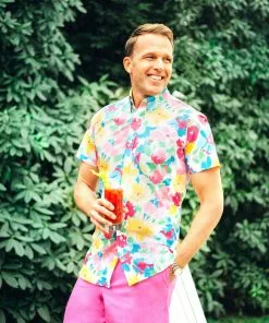 J. Press J.Press X FV Men's Short Sleeve Shirt Hibiscus Brands We Love 5 J. Press J.Press X FV Men's Short Sleeve Shirt Hibiscus Brands We Love